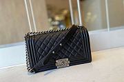 CHANEL BOY HANDBAG BLACK & RUTHENIUM-FINISH METAL A67086 25 CM - 1