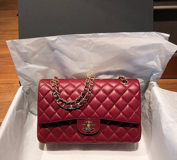 Chanel Flap Bag Lambskin Red Gold Hardware Size 25 x 6.5 x 16 cm - 1