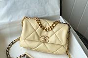 Chanel 19 Flap Yellow Bag Size 26 x 9 x 16 cm - 1