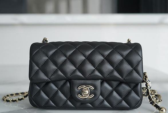 Chanel Mini Flap Bag Metal Ball Black Lambskin Size 13 × 20 × 7 cm - 1