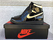 Air Jordan 1 Retro High Black Metallic Gold (2020) - 555088-032 - 1