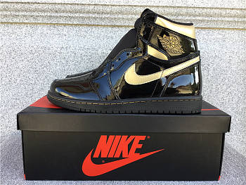 Air Jordan 1 Retro High Black Metallic Gold (2020) - 555088-032