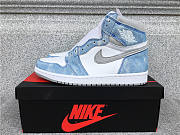 Air Jordan 1 Retro High OG Hyper Royal  - 555088-402 - 1