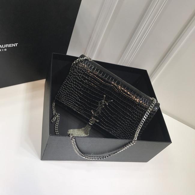 YSL Kate MONOGRAM 153  (24cm) - 1