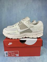 Nike Zoom Vomero 5 Sail Light Orewood Brown FQ6868-111 - 1