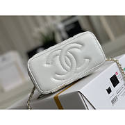 Chanel Cosmetic Bag-Lambskin-18CM White - 4